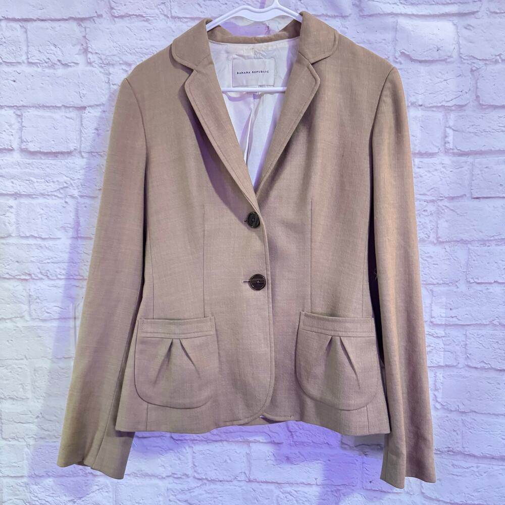 Banana Republic SZ 10 Camel 97% Wool Blazer GORGEOUS